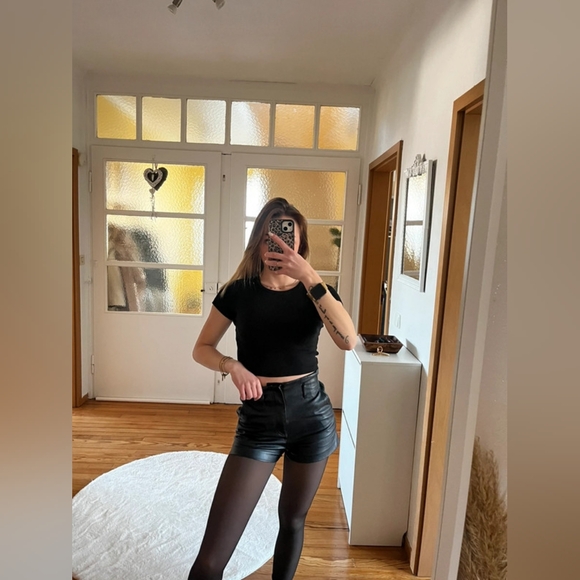 Brandy Melville Black Tank Top, S - Picture 1 of 4